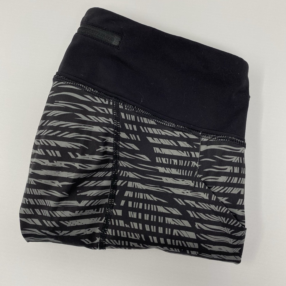 Lululemon Leggings Womens 8 Black Gray Zebra Stripe Crop Mesh Pocket Yoga Pants